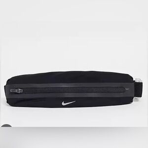 Nike Slim Waistpack
